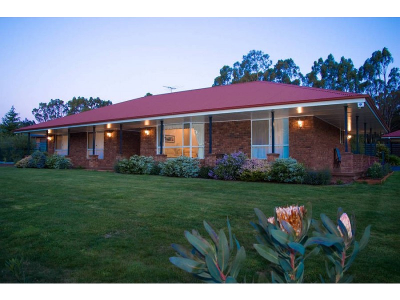 15 Burwood Drive, Blackmans Bay TAS 7052