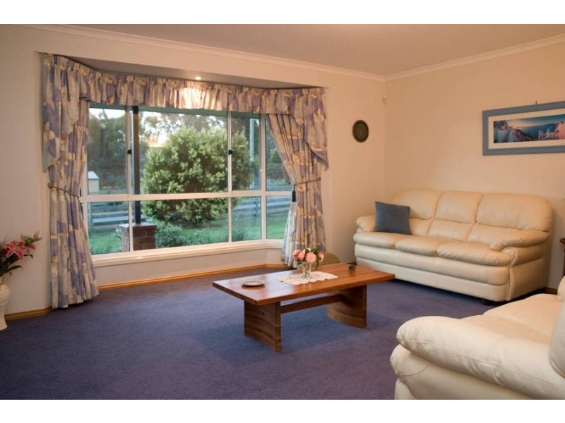 15 Burwood Drive, Blackmans Bay TAS 7052