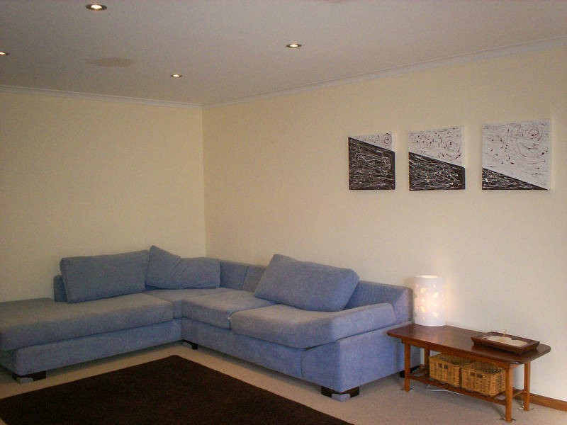 Unit 2 3a Thirza Street, New Town TAS 7008