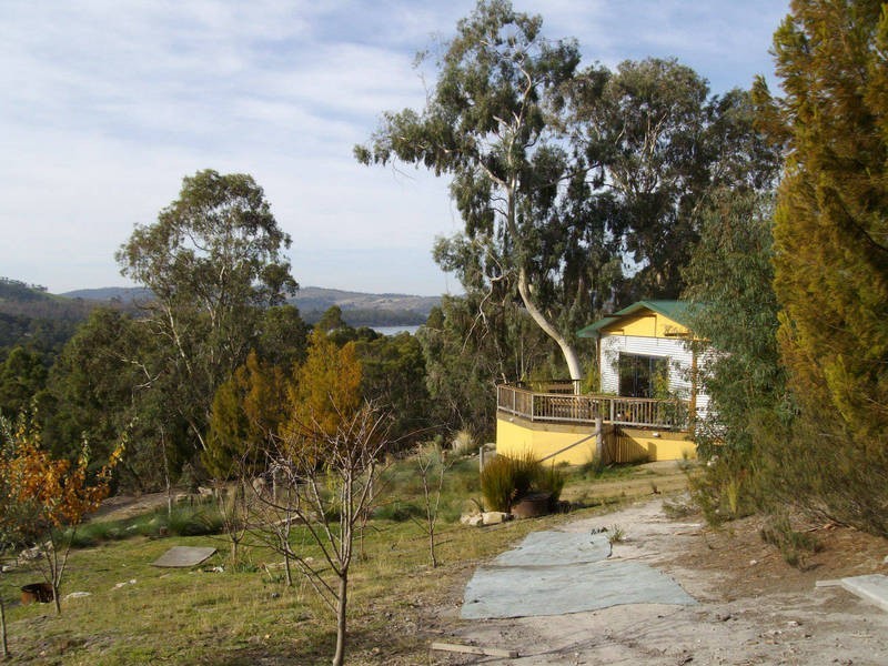 64 Manuka Rd, Oyster Cove TAS 7150