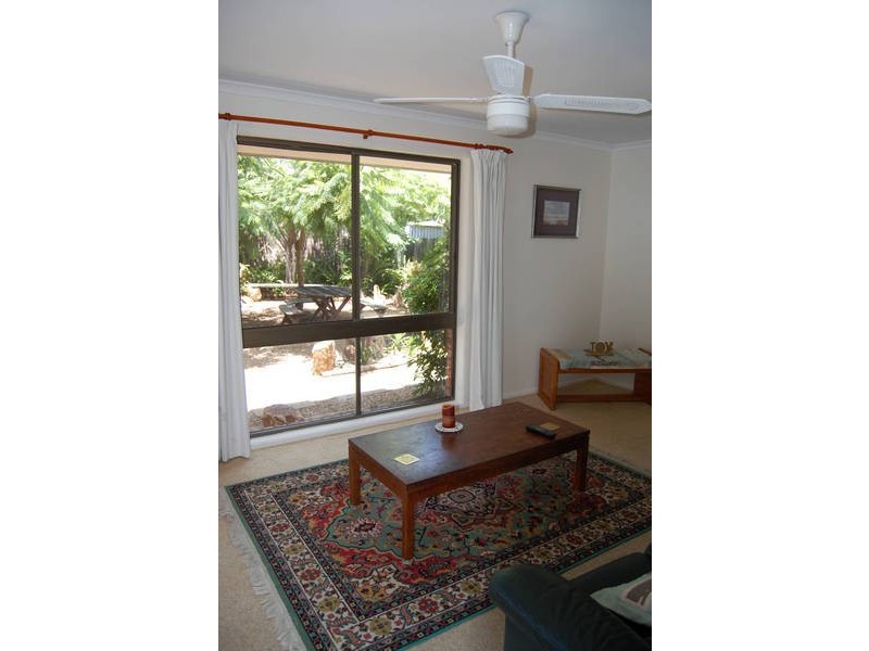 9 Orcades St, Sunrise Beach QLD 4567