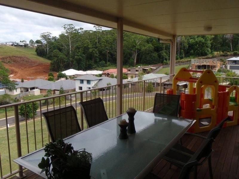 6 Rainbow Court, Woombye QLD 4559