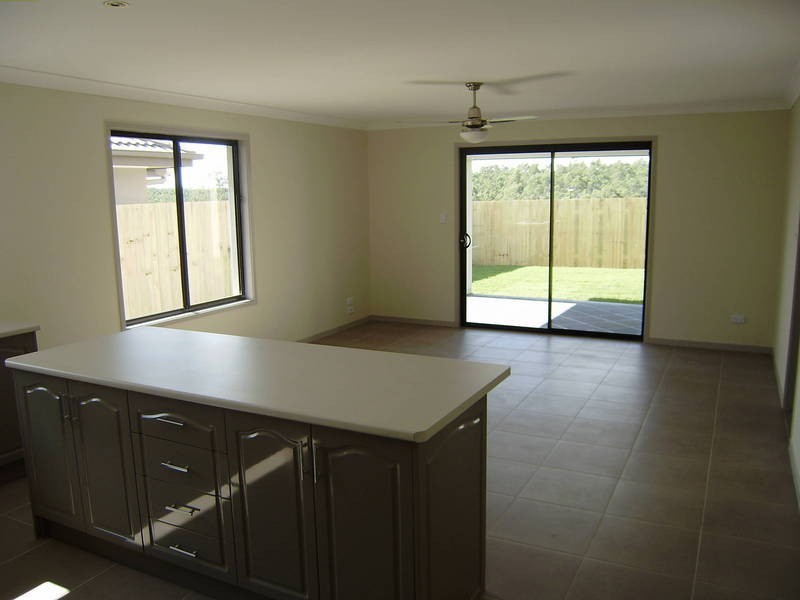 Springfield Lakes QLD 4300
