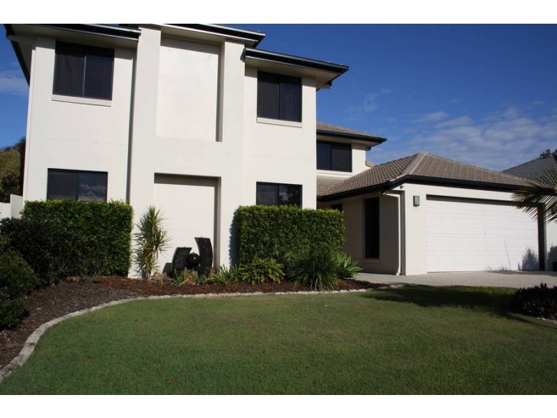 19 Greenside Court, Peregian Springs QLD 4573