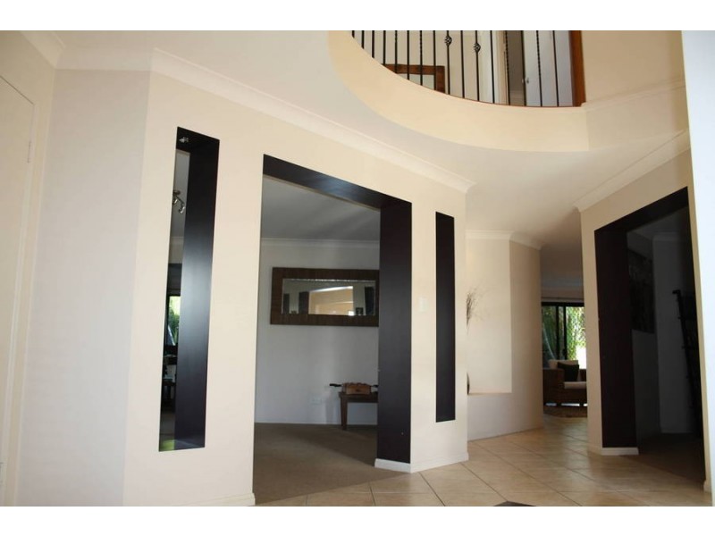 19 Greenside Court, Peregian Springs QLD 4573