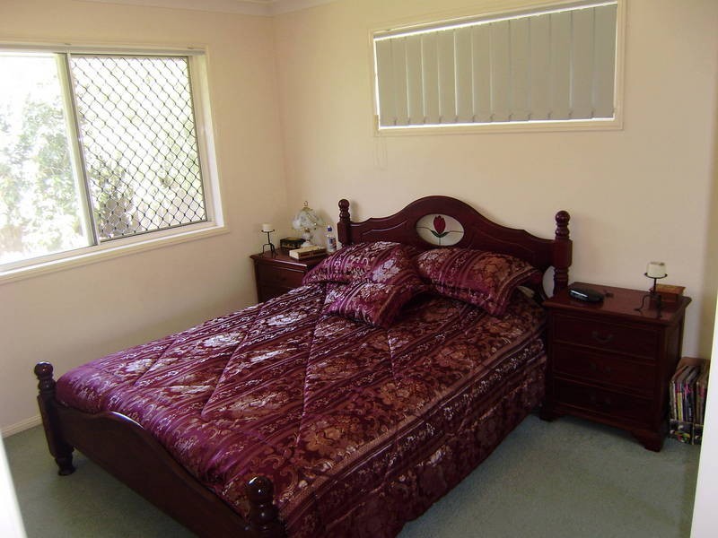 8 Tiber Cresent, Springfield QLD 4300