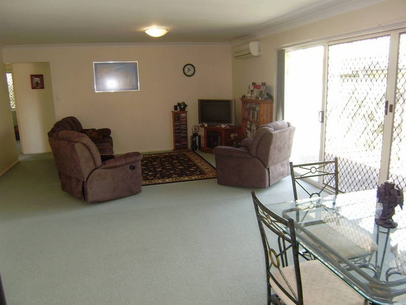 8 Tiber Cresent, Springfield QLD 4300