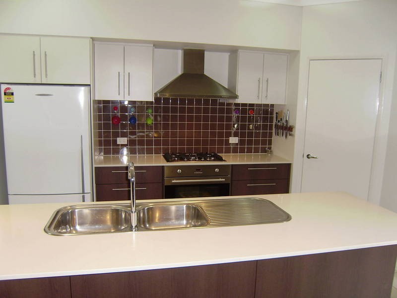 Springfield Lakes QLD 4300