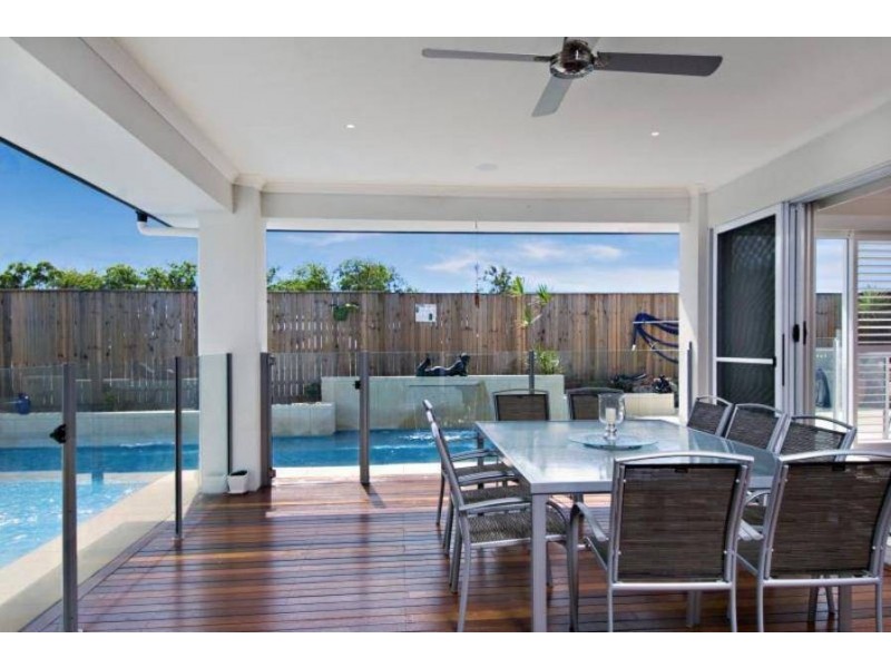 6 Shoal Court, Peregian Springs QLD 4573