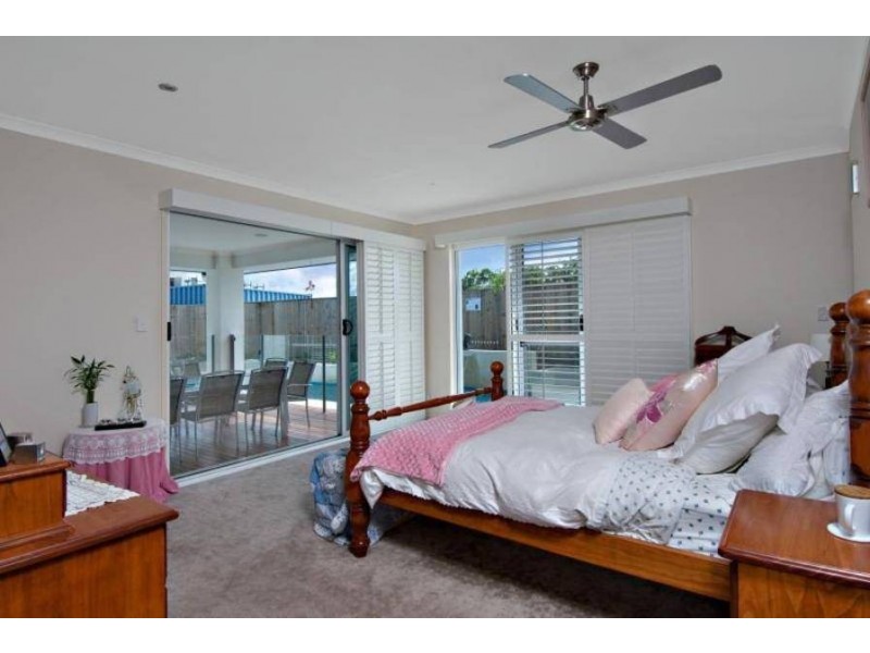 6 Shoal Court, Peregian Springs QLD 4573