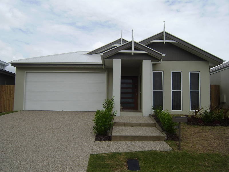 49 Summit Drive, Springfield Lakes QLD 4300