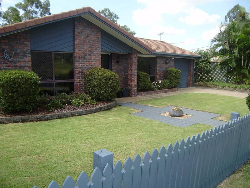 20 Brenda Court, Collingwood Park QLD 4301