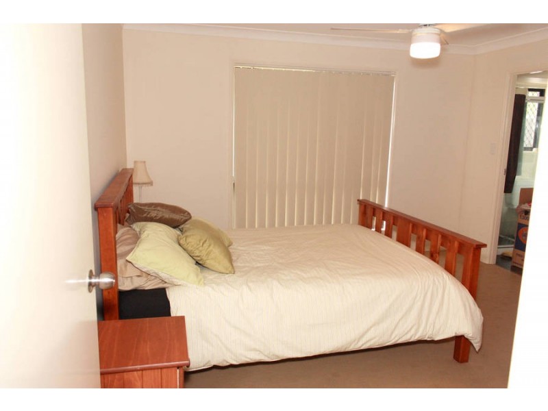 4 Starlight Court, Springfield QLD 4300