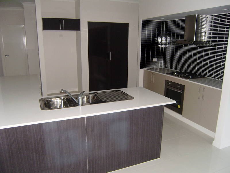 53 Lindeman Street, Springfield Lakes QLD 4300