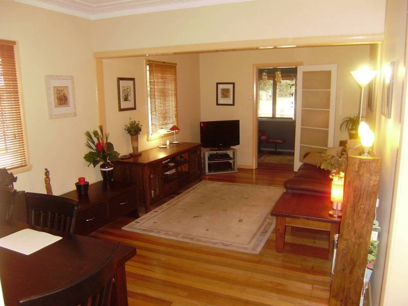 21 Keeling Street, Coopers Plains QLD 4108