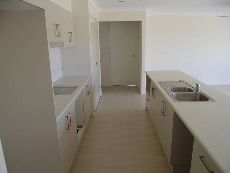 33 Lakeland Court, Loganholme QLD 4129