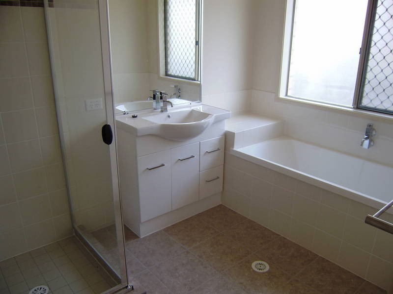 16 Labelle Street, Springfield Lakes QLD 4300