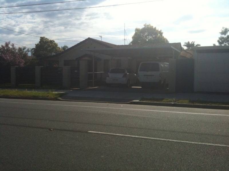 154 Government Road, Labrador QLD 4215