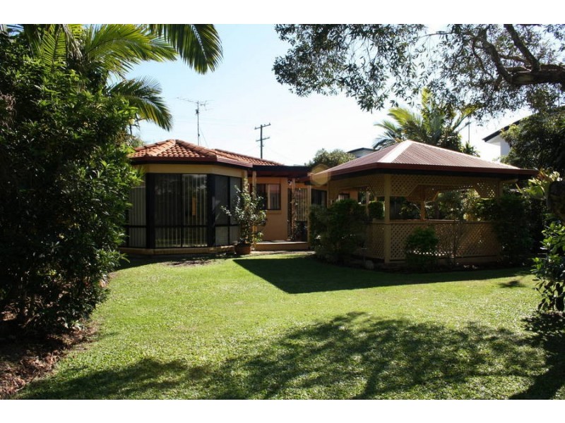 1479 David low way, Coolum Beach QLD 4573