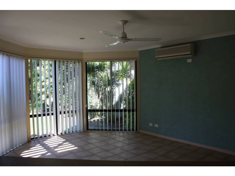 1479 David low way, Coolum Beach QLD 4573