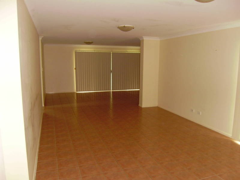 24 Kathleen Place, Yamanto QLD 4305