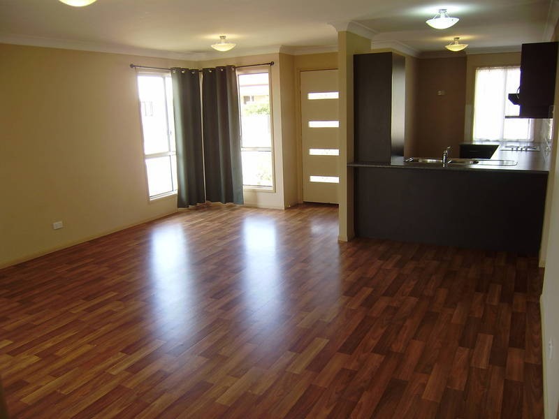 50 Dry Dock Circuit, Springfield Lakes QLD 4300