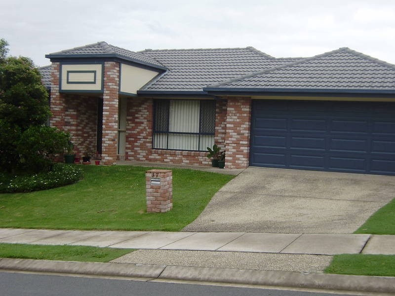 37 Swallowtail Crescent, Springfield Lakes QLD 4300