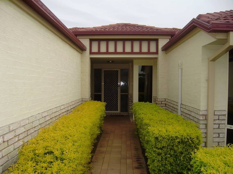 3 Myrtle Cresent, Brookwater QLD 4300