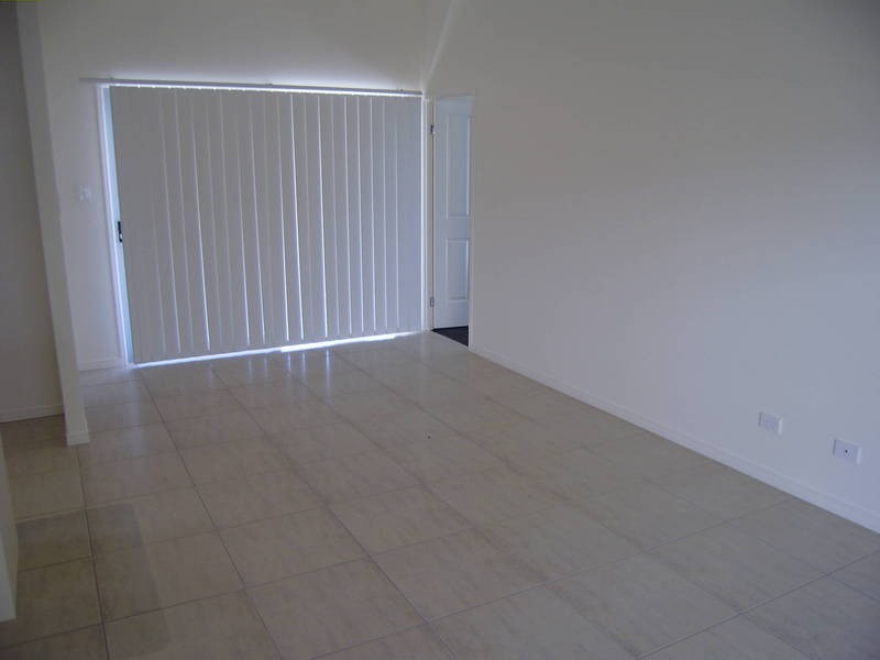 24 Carnarvon Avenue, Springfield Lakes QLD 4300