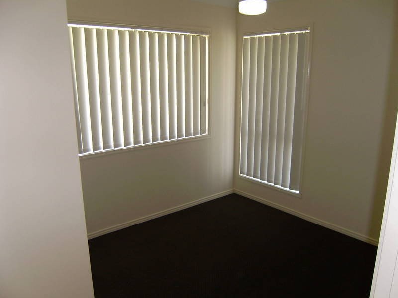 24 Carnarvon Avenue, Springfield Lakes QLD 4300