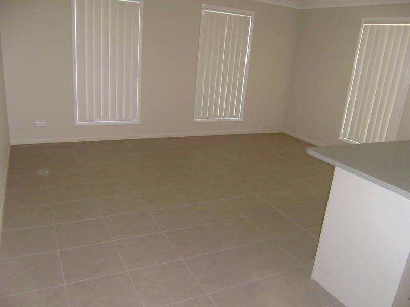 71 Emerald Crescent, Springfield Lakes QLD 4300