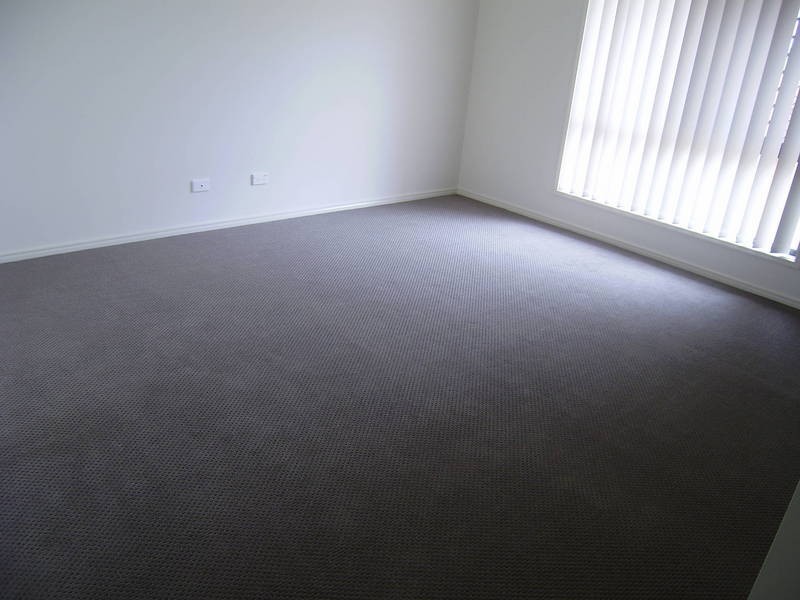 28 Brigid Blvd, Augustine Heights QLD 4300