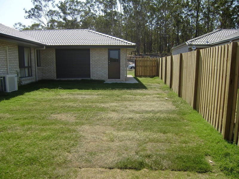 28 Brigid Blvd, Augustine Heights QLD 4300