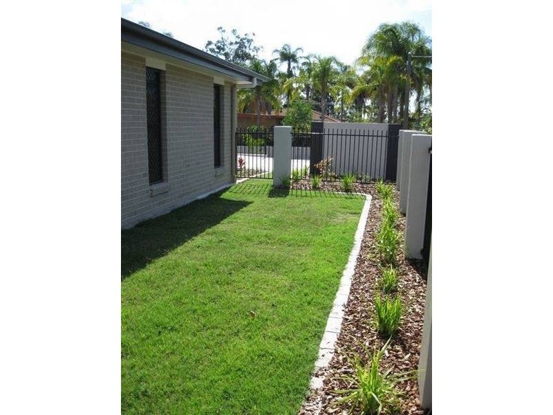 2/39 Ariel Avenue, Kingston QLD 4114