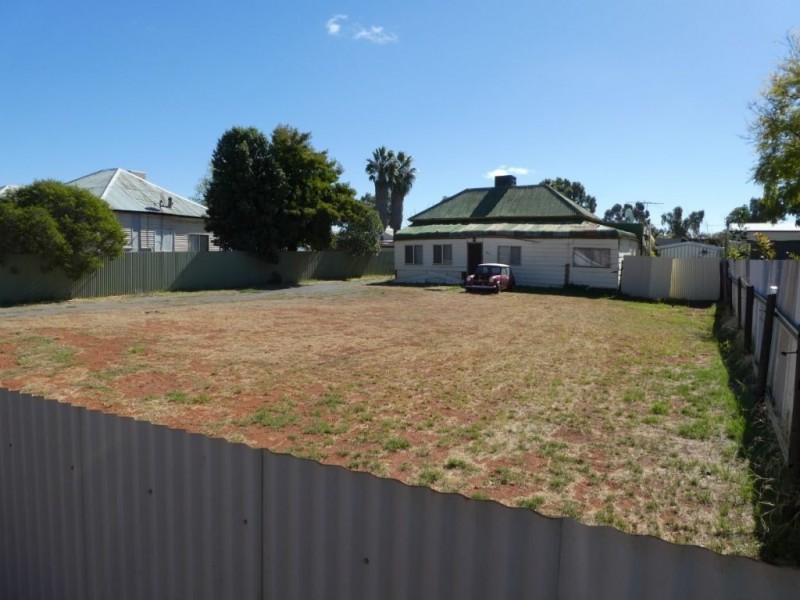 265 Burt Street, Victory Heights WA 6432