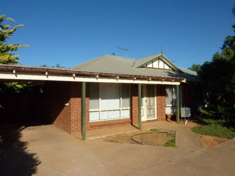 19B Trevaskis Street, Kalgoorlie WA 6430