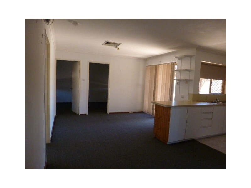 8 Shotover Place, South Kalgoorlie WA 6430