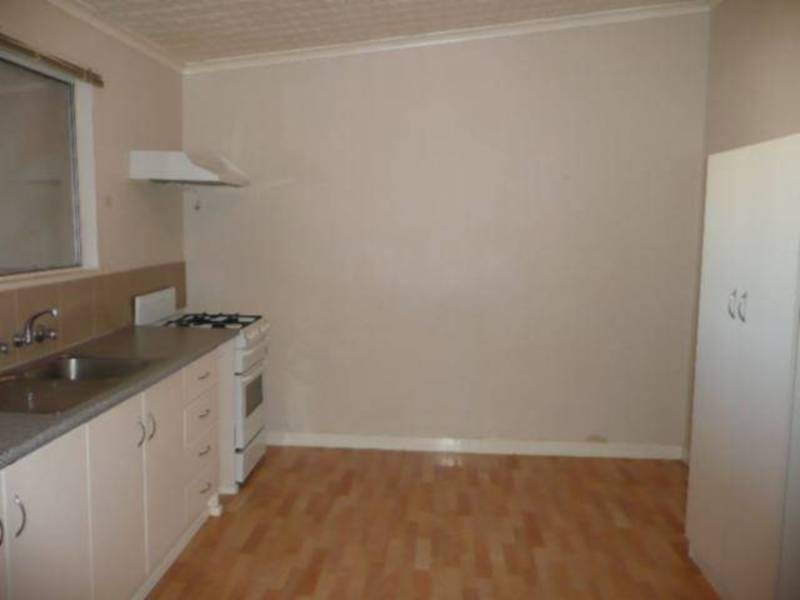 24 King Street, Boulder WA 6432