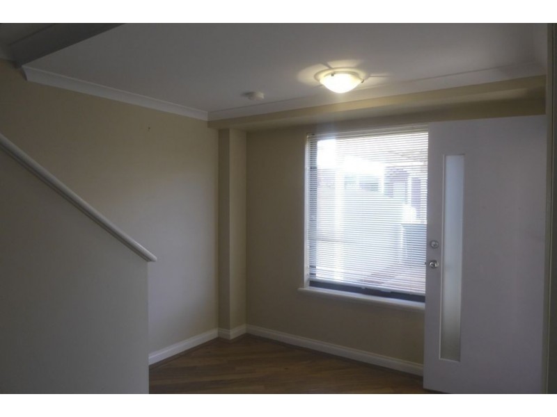 18/35 Premier Street, Hannans WA 6430