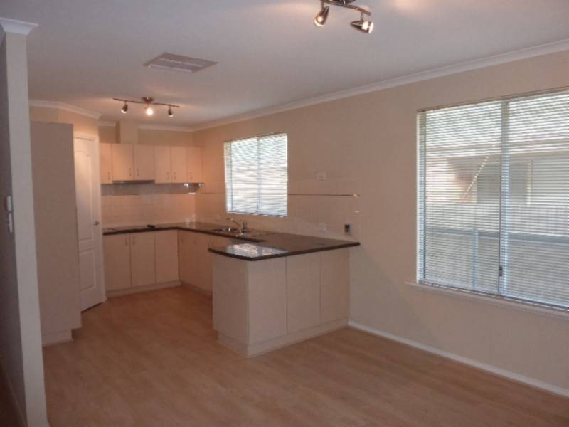 31 Lewis Street, Lamington WA 6430