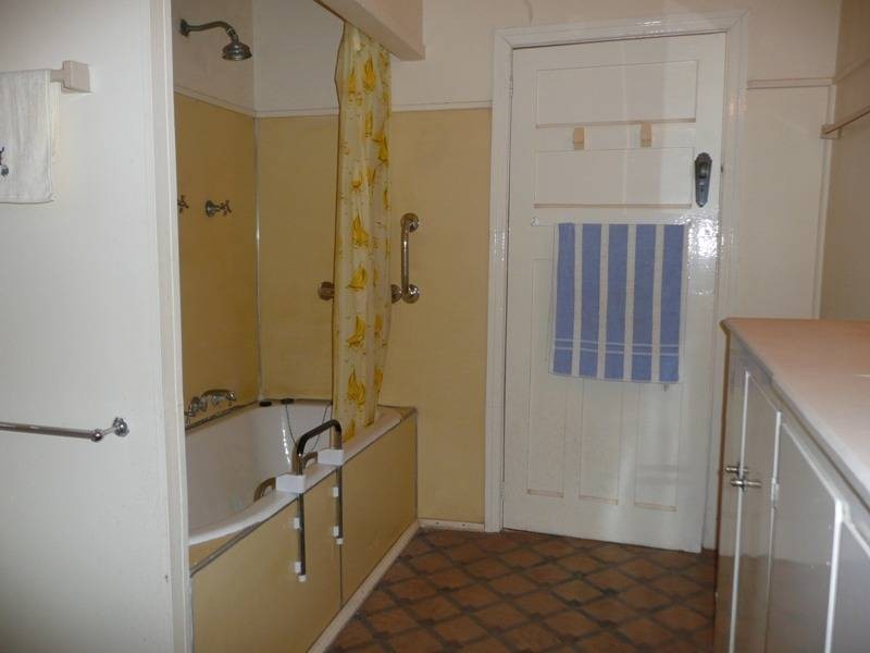 2 Russell Street, Kalgoorlie WA 6430