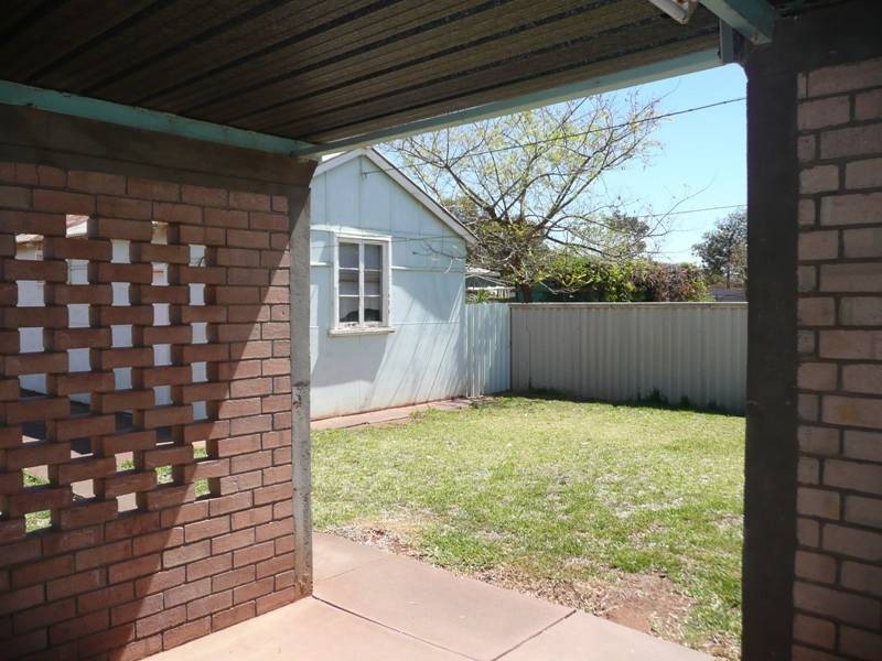 2 Russell Street, Kalgoorlie WA 6430