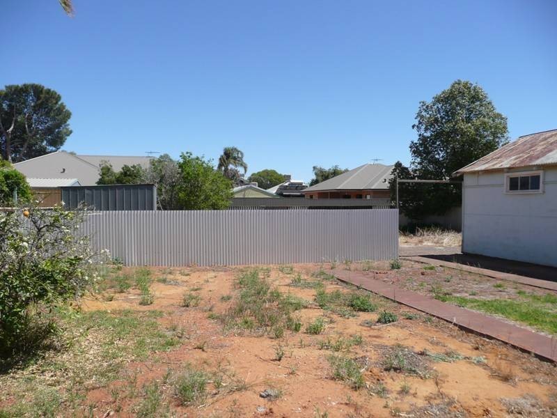 2 Russell Street, Kalgoorlie WA 6430
