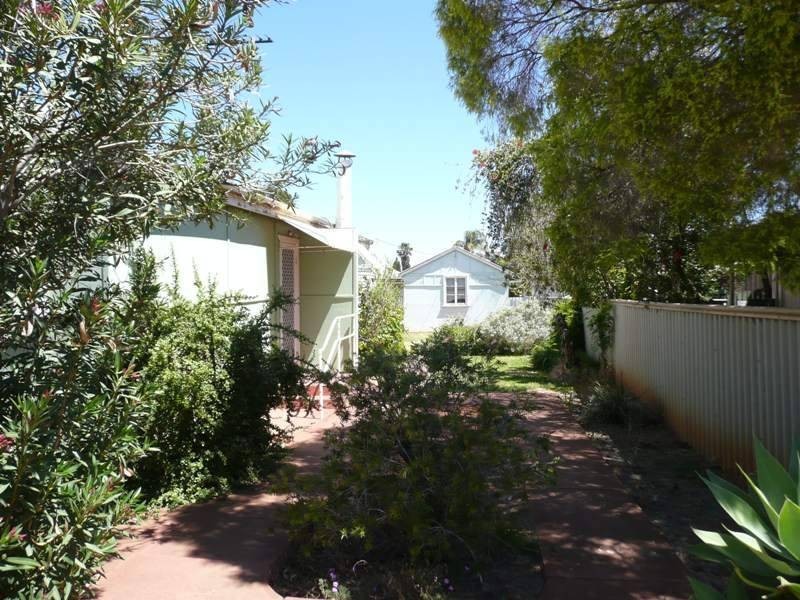 2 Russell Street, Kalgoorlie WA 6430
