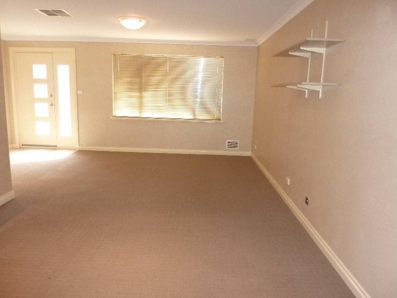 8/5 Bull Way, Kalgoorlie WA 6430