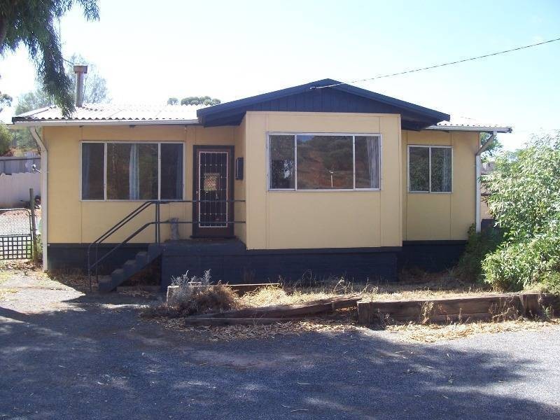 32 Serpentine Road, Kambalda East WA 6442