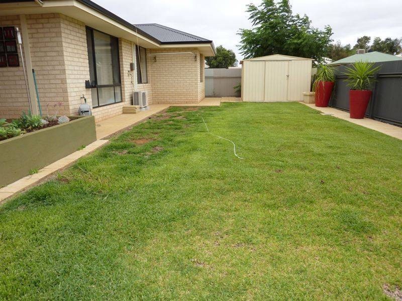 2/28E Hare Street, Kalgoorlie WA 6430