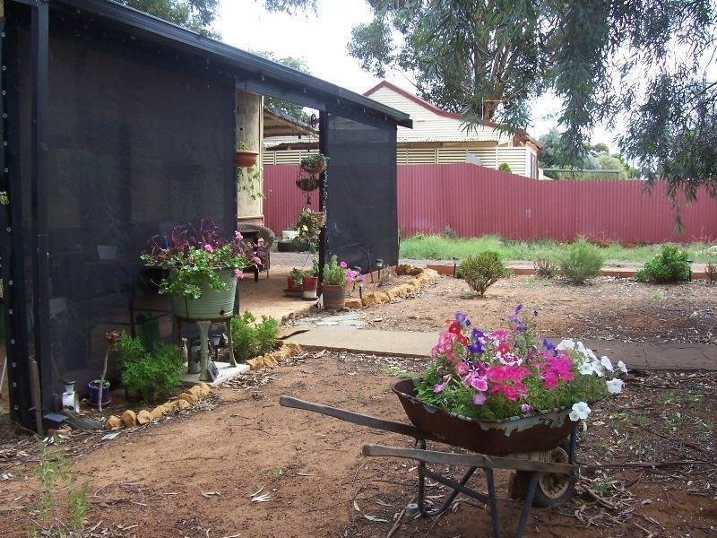 41 Sylvester Street, Coolgardie WA 6429
