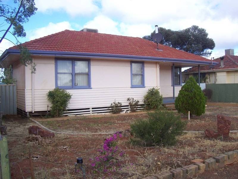 121 Lindsay Street, Coolgardie WA 6429