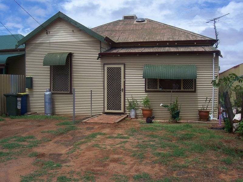 16 Richardson Street, Kalgoorlie WA 6430